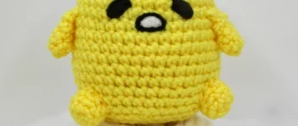 Gudetama With Egg Bed free crochet pattern