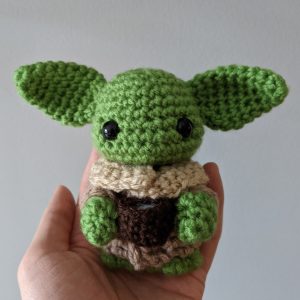 Amigurumi free pattern Baby Yoda of Star Wars